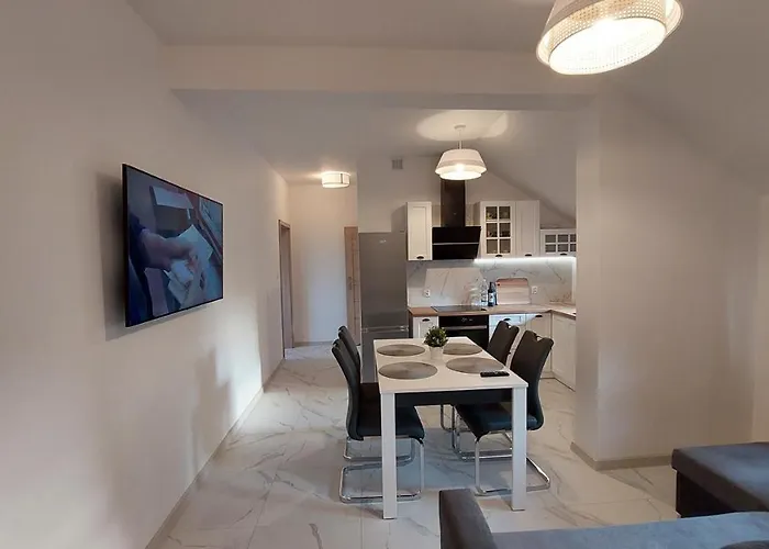Apartamenty Starowiejska 39, Ryczow - 10Km Od Zator Energylandia