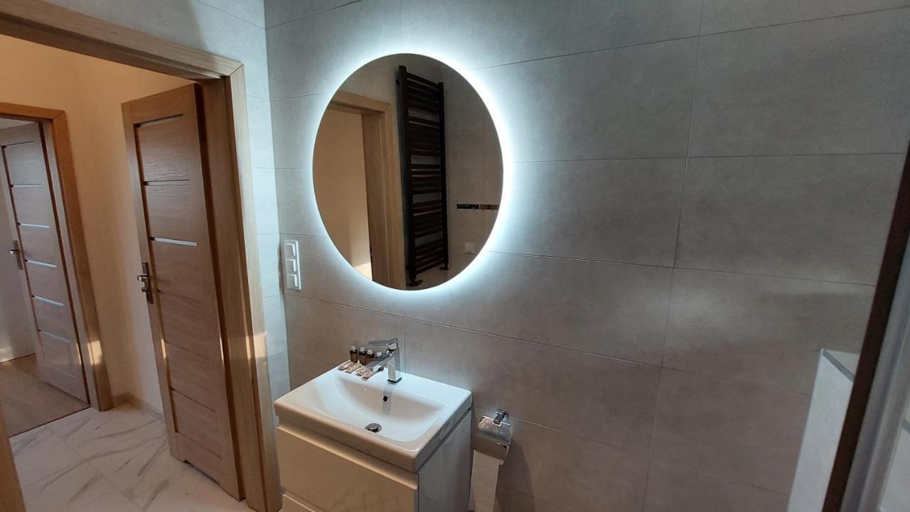 Starowiejska 39, Ryczow - 10km Od Energylandia Apartment Zator