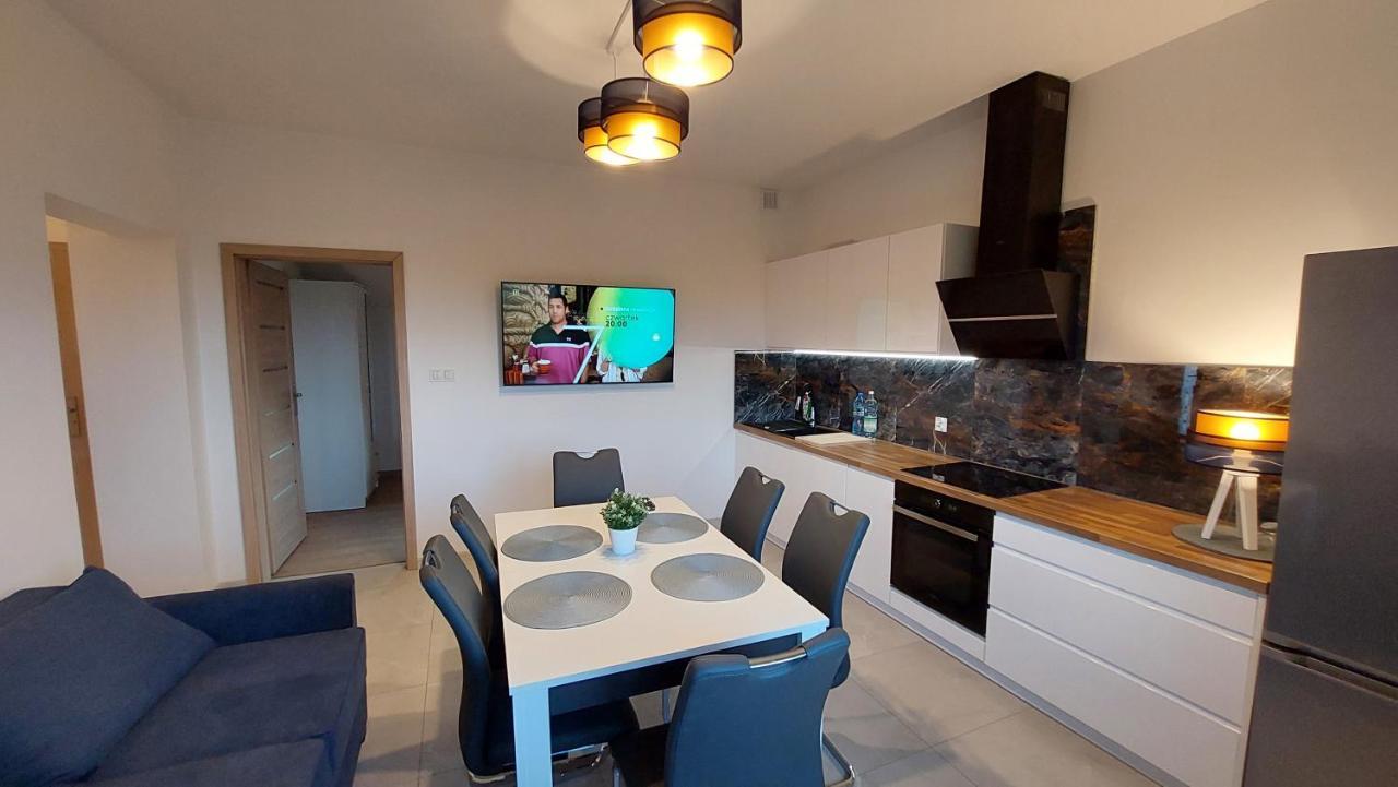 Apartment Starowiejska 39, Ryczow - 10km Od Energylandia *