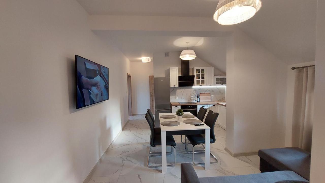 Starowiejska 39, Ryczow - 10km Od Energylandia Apartment Zator